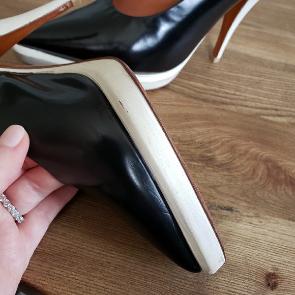 Celine Classic Pumps - Picture 5 of 8